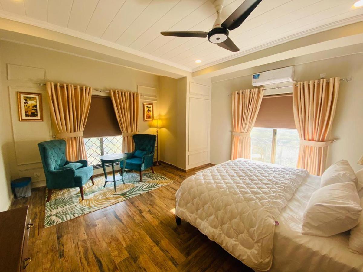 Holidazzle Serviced Apartments Bahria Town Rawalpindi Bagian luar foto